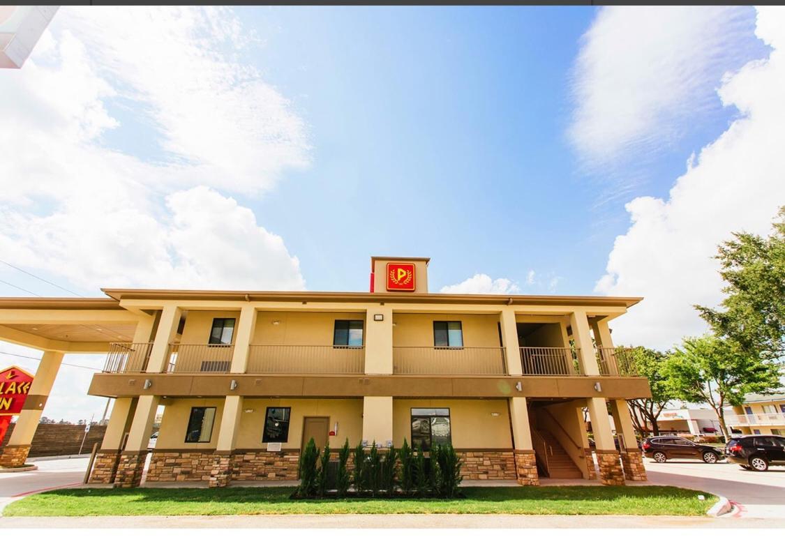 Palace Inn Conroe Luaran gambar